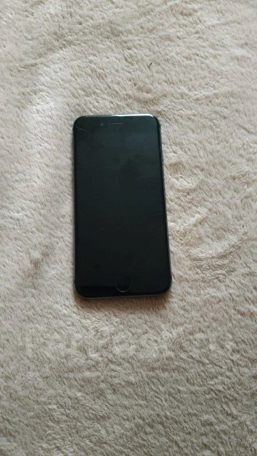 Apple iPhone 8. �/� ����