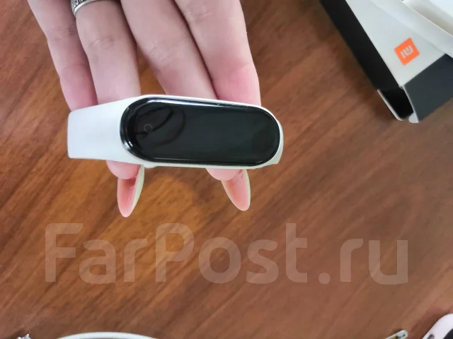 Xiaomi Mi Band 4. NFC ����