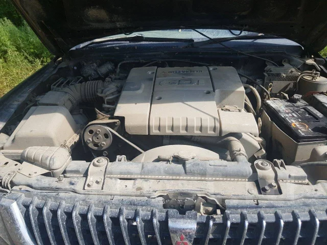 Mitsubishi Challenger. EK99W GYXC ����