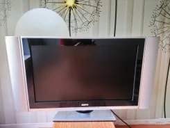 Sanyo. LCD (��) ����