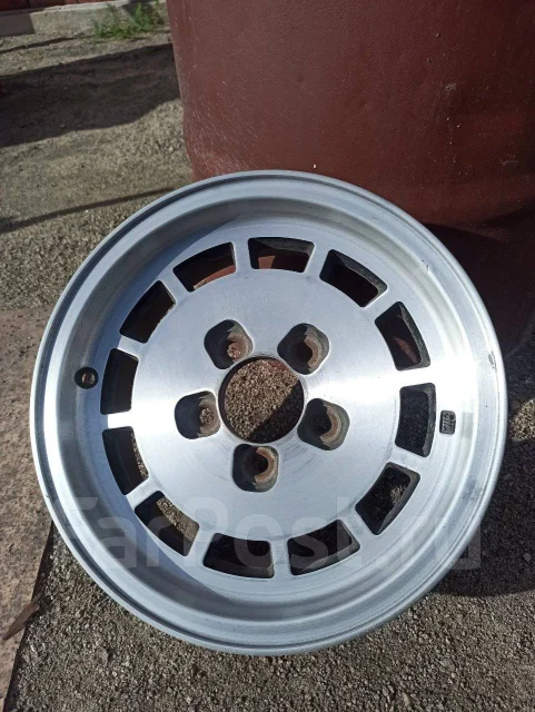 Almex. 5.5x14", 5x114.3, ET15 ����
