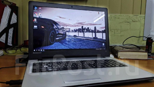 Lenovo IdeaPad 300-15ISK. 2,3����, ��� 12 ��, ���� 240���, WiFi: 1, Bluetooth: 1, ����������� �� 5��. ����
