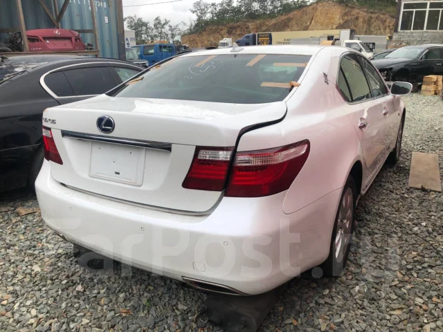Lexus LS460. USF40, 1UR ����