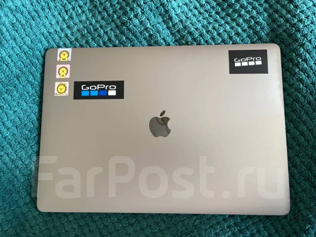 Apple MacBook Pro 15 2018. 15.4", 2,2����, ��� 16 ��, ���� 256���, WiFi: 1, Bluetooth: 1, ����������� �� 10��. ����