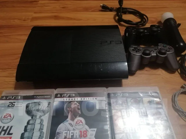 Sony PlayStation 3 Super Slim ����