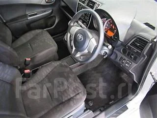 Toyota Ractis. �������, ��������, 1.3, ������, 30 000����. ��, �/�. ��� ����� �� ������������ ����