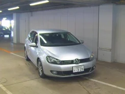 Volkswagen Golf ����