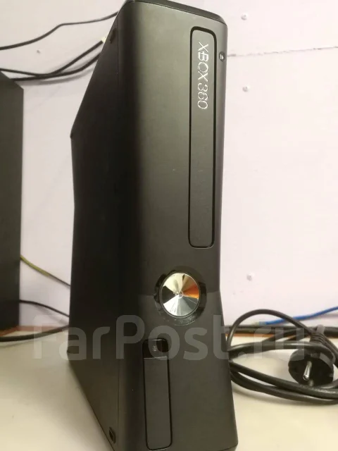 Microsoft Xbox 360 Slim ����