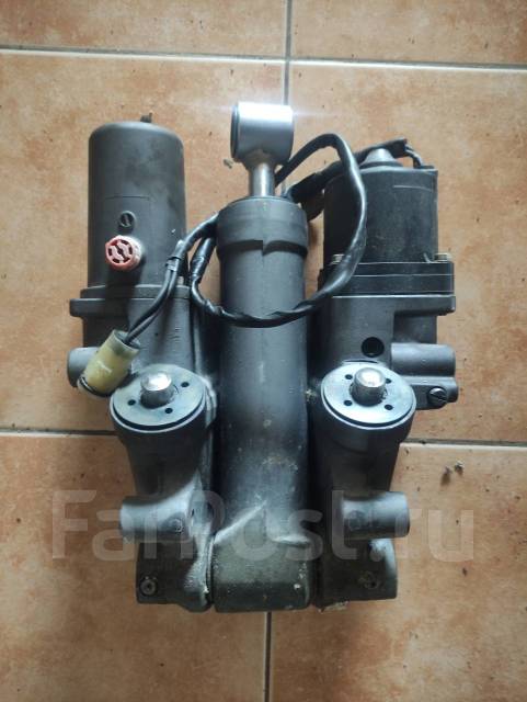 Гидроподьемник Yamaha F150-225 63P-43800-06,63P-43800-20, 63P-43800-21 ...