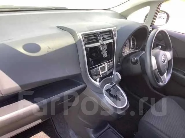 Toyota Ractis. ��������, 4wd, 1.5, ������, 60 000����. ��, �/�. ��� ����� �� ������������ ����