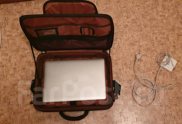 Apple MacBook Pro 15 2012 Mid MD104. 15.6", 2,3����, ��� 8 ��, ���� 256���, WiFi: 1, Bluetooth: 1, ����������� �� 2��. ����