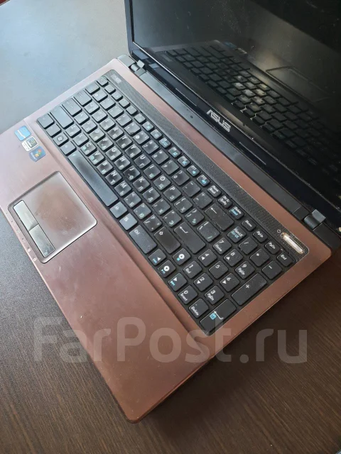 Asus K53S. 15.6", 2,1����, ��� 3072 ��, ���� 320���, WiFi: 1, Bluetooth: 1, ����������� �� 4��. ��� ����� �� ������������ ����