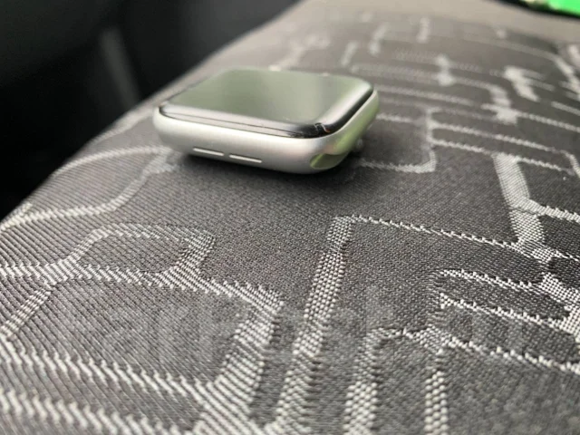 Apple Watch Series 5. NFC ����