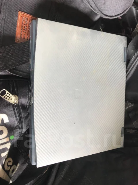 Fujitsu. 14", 1,6����, ��� 512 ��, ���� 20���, ����������� �� 1��. ����