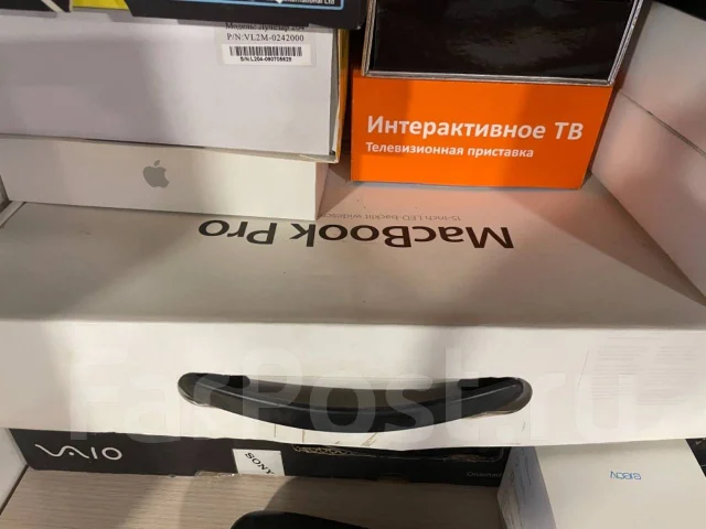 Apple MacBook Pro 15 2010 Mid. 15.4", 2,7����, ��� 8 ��, ���� 500���, WiFi: 1, Bluetooth: 1, ����������� �� 10��. ����