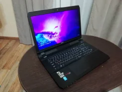 DEXP Ares. 17.3", 2,6����, ��� 32 ��, ���� 750���, WiFi: 1, Bluetooth: 1, ����������� �� 3��. ����