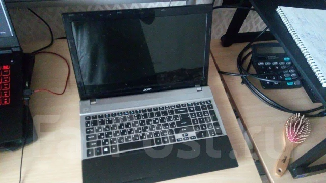 Acer Aspire V3-571G. 15.6", 2,6����, ��� 6 ��, WiFi: 1, Bluetooth: 1, ����������� �� 4��. ����