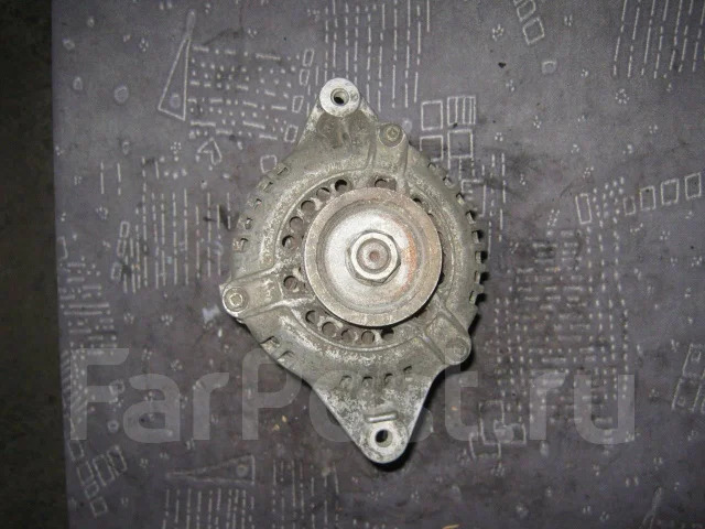 ��������� Mitsubishi Lancer 1988-1993 MD111148 ����