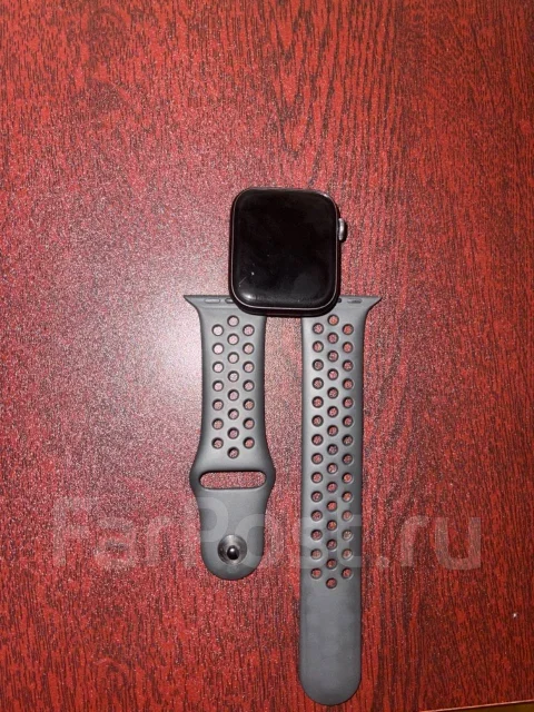 Apple Watch Series 5 Nike+. GPS ����