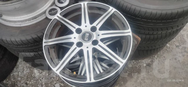 Weds Rizley. 5.5x15", 4x100, ET43, �� 68���. ����
