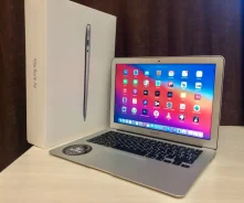 Apple MacBook Air 13 2017 Mid. 13.3", 2,9����, ���� 128���, WiFi: 1, Bluetooth: 1, ����������� �� 12��. ����