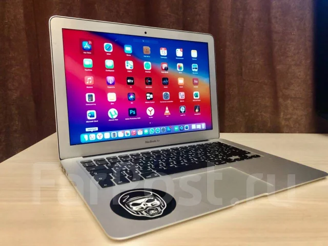 Apple MacBook Air 13 2017 Mid. 13.3", 2,9����, ���� 128���, WiFi: 1, Bluetooth: 1, ����������� �� 12��. ����
