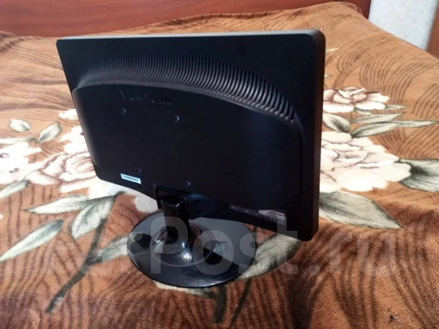 ViewSonic. 18.5" ����