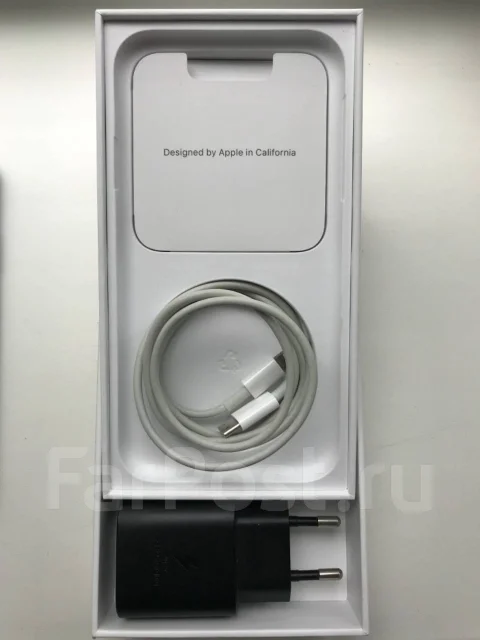 Apple iPhone 11. �/�, ������, 4G LTE ����
