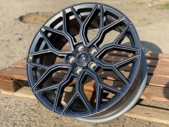 Vossen HF-2. 8.5x19", 5x114.3, ET40, �� 73,1���. ����