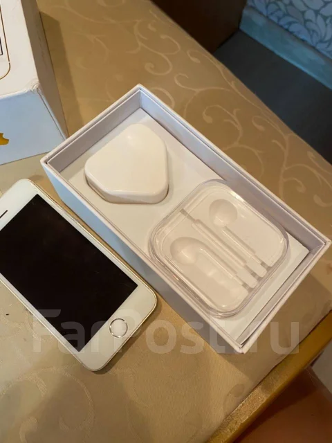 Apple iPhone 5s. �/�, �������, 4G LTE ����