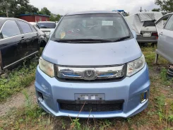 Honda Freed Spike. GP3, LEA ����