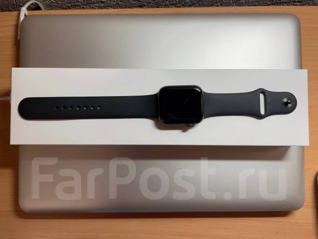 Apple Watch SE. GPS, NFC, IP68 ����