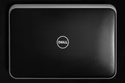 Dell Inspiron SE 7720. 17.3", 2,4����, ��� 8 ��, ���� 1 000���, WiFi: 1, Bluetooth: 1 ����
