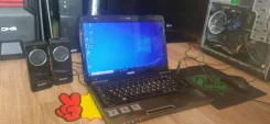 Toshiba. ��� 4 ��, ���� 320���, WiFi ����