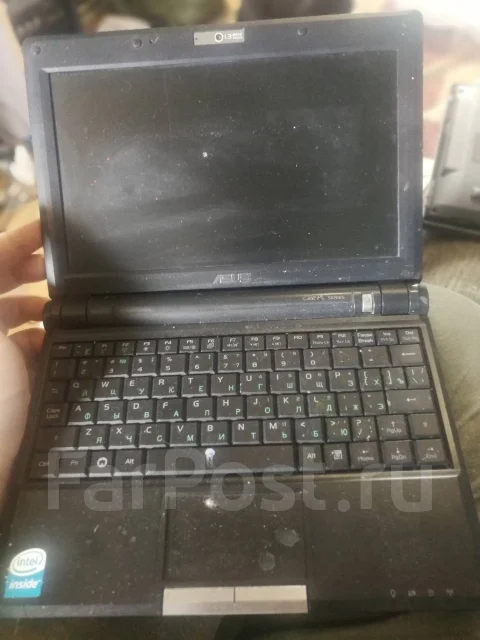 Asus Eee PC. WiFi: 1, Bluetooth: 1 ����