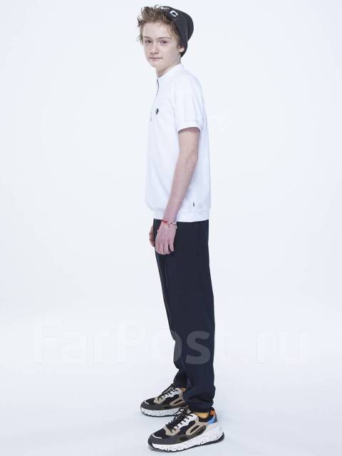 Школьные брюки для мальчика на резинке, рост: 158-164, демисезон, новый, вналичии. Цена: 2 500₽ во Владивостоке
