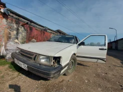 Saab 9000 ����
