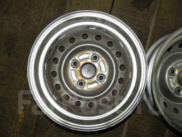 Daihatsu. 3.5x12", 4x100 ����
