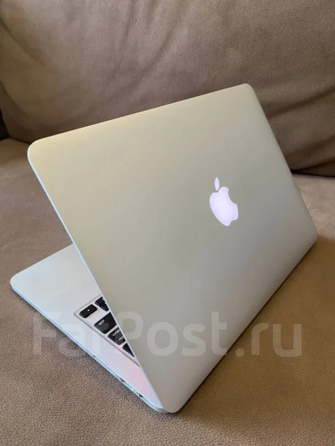 Apple MacBook Pro 13 2015 Early. 13.3", 3,1����, ��� 16 ��, ���� 256���, WiFi: 1, Bluetooth: 1, ����������� �� 6��. ����