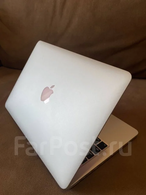 Apple MacBook Pro 13 2015 Early. 13.3", 3,1����, ��� 16 ��, ���� 256���, WiFi: 1, Bluetooth: 1, ����������� �� 6��. ����
