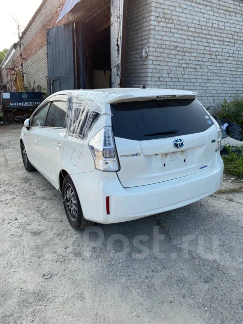 Toyota Prius a. ZVW41, 2ZRFXE ����