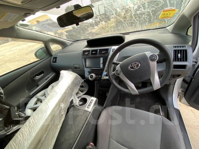 Toyota Prius a. ZVW41, 2ZRFXE ����