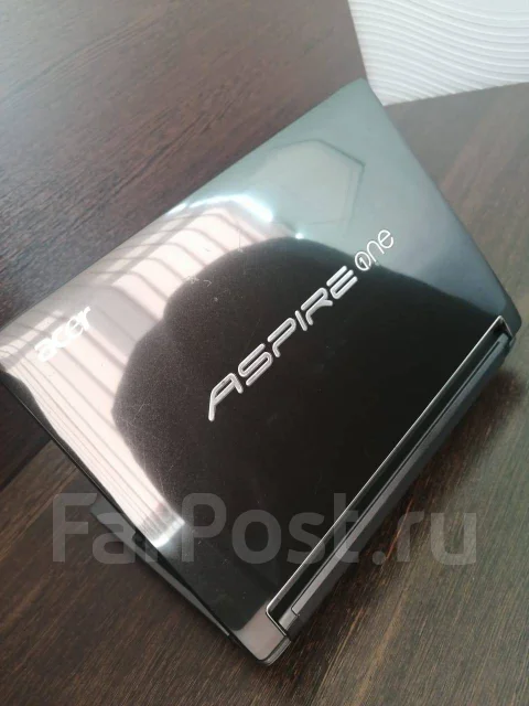 Acer Aspire One 533. WiFi: 1 ����