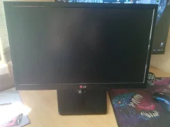 LG. 21.5" ����