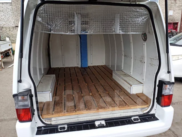 Mazda Bongo. ��������, ������, 2.0, ������, 90 000����. ��, �/� ����
