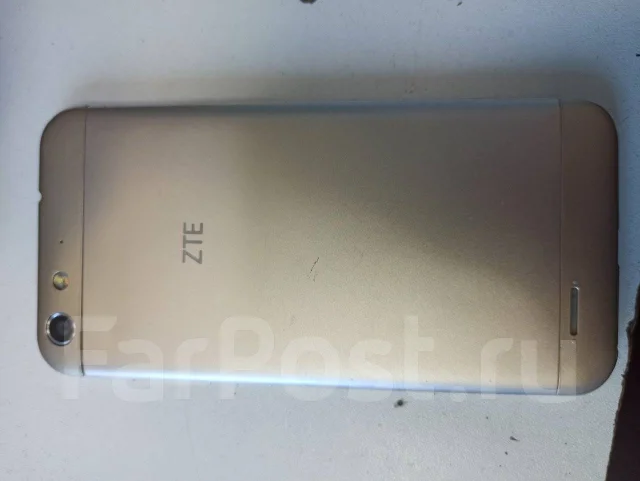 ZTE Blade X7. �/�, ������� ����