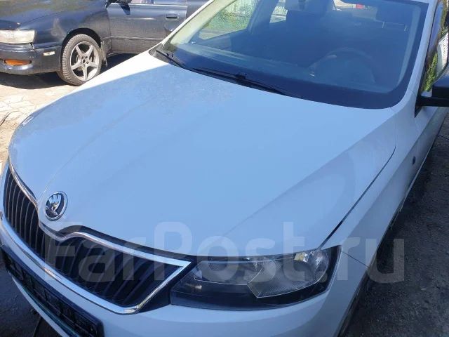 Skoda Rapid ����