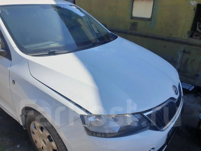Skoda Rapid ����