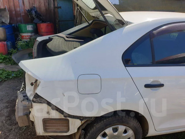 Skoda Rapid ����