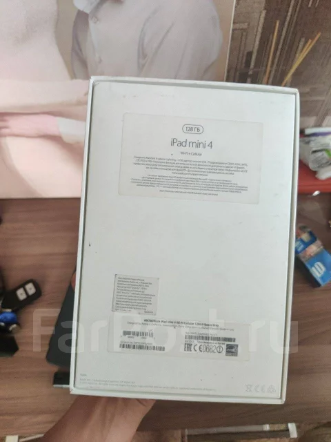 Apple iPad Mini 4 ����